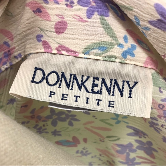 Women’s Button Up - Picture 2 of 2